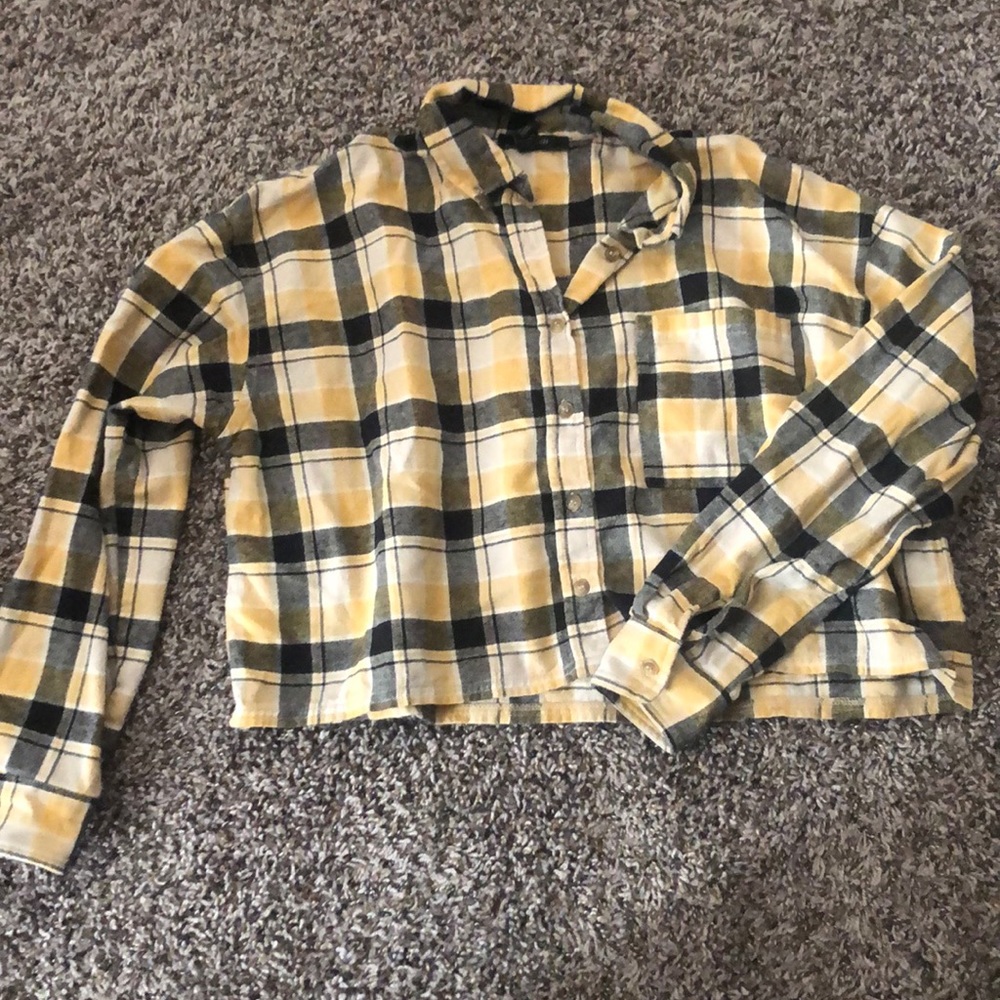 Yellow and black cropped flannel